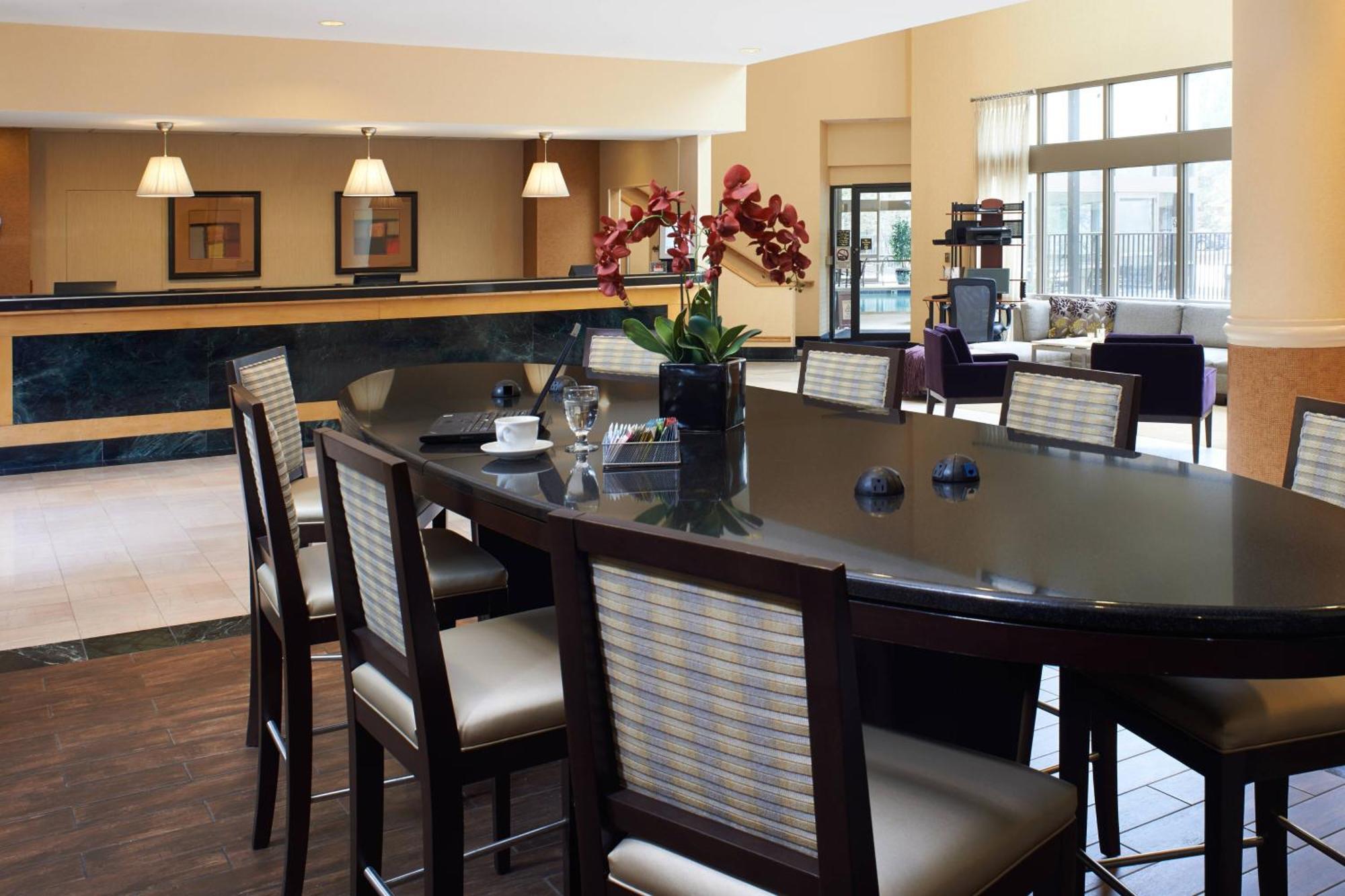 Detroit Marriott Livonia Otel Dış mekan fotoğraf