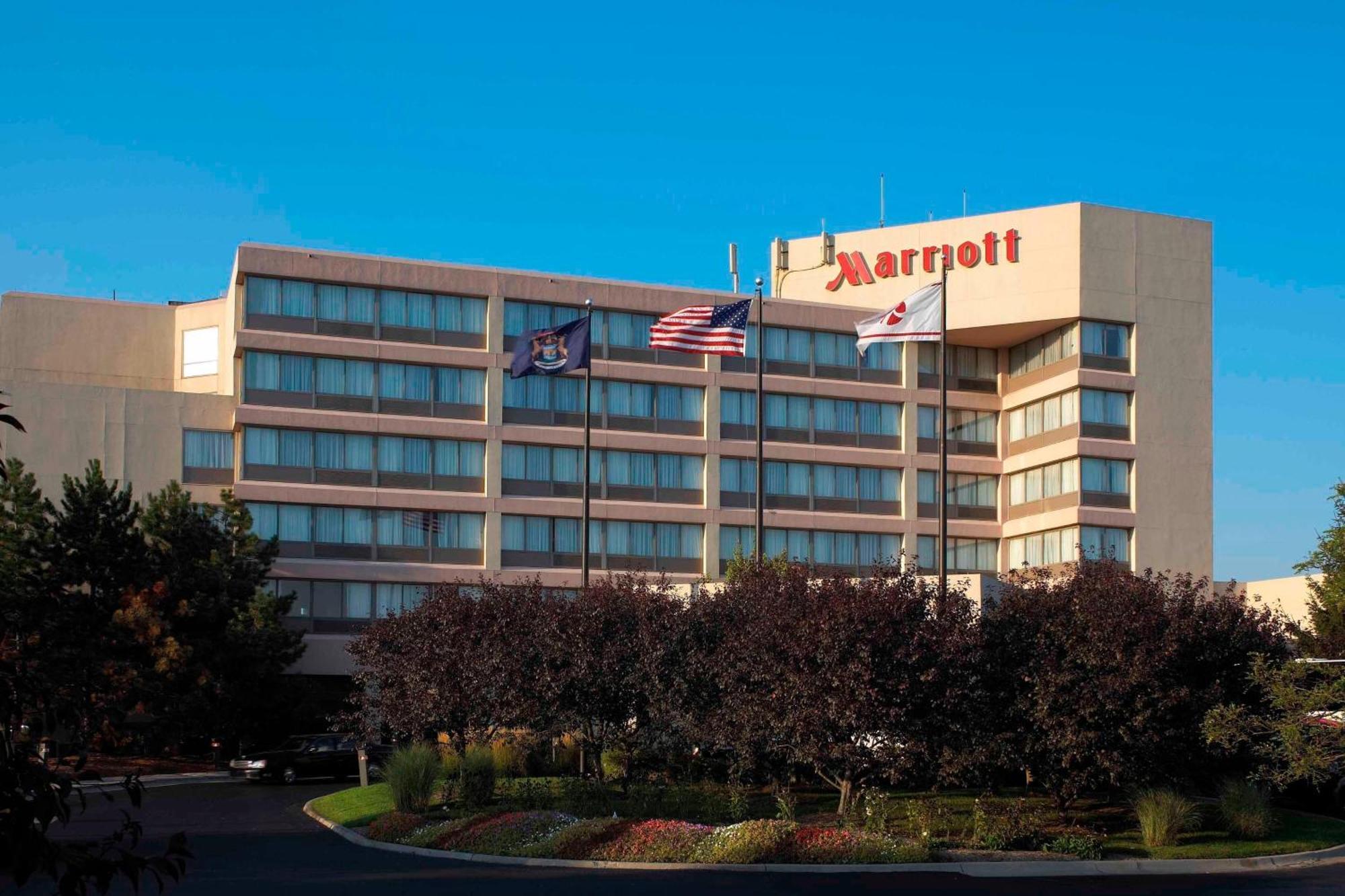 Detroit Marriott Livonia Otel Dış mekan fotoğraf