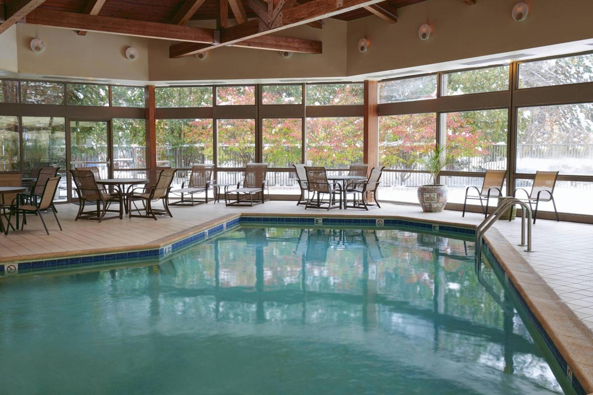 Detroit Marriott Livonia Otel Dış mekan fotoğraf